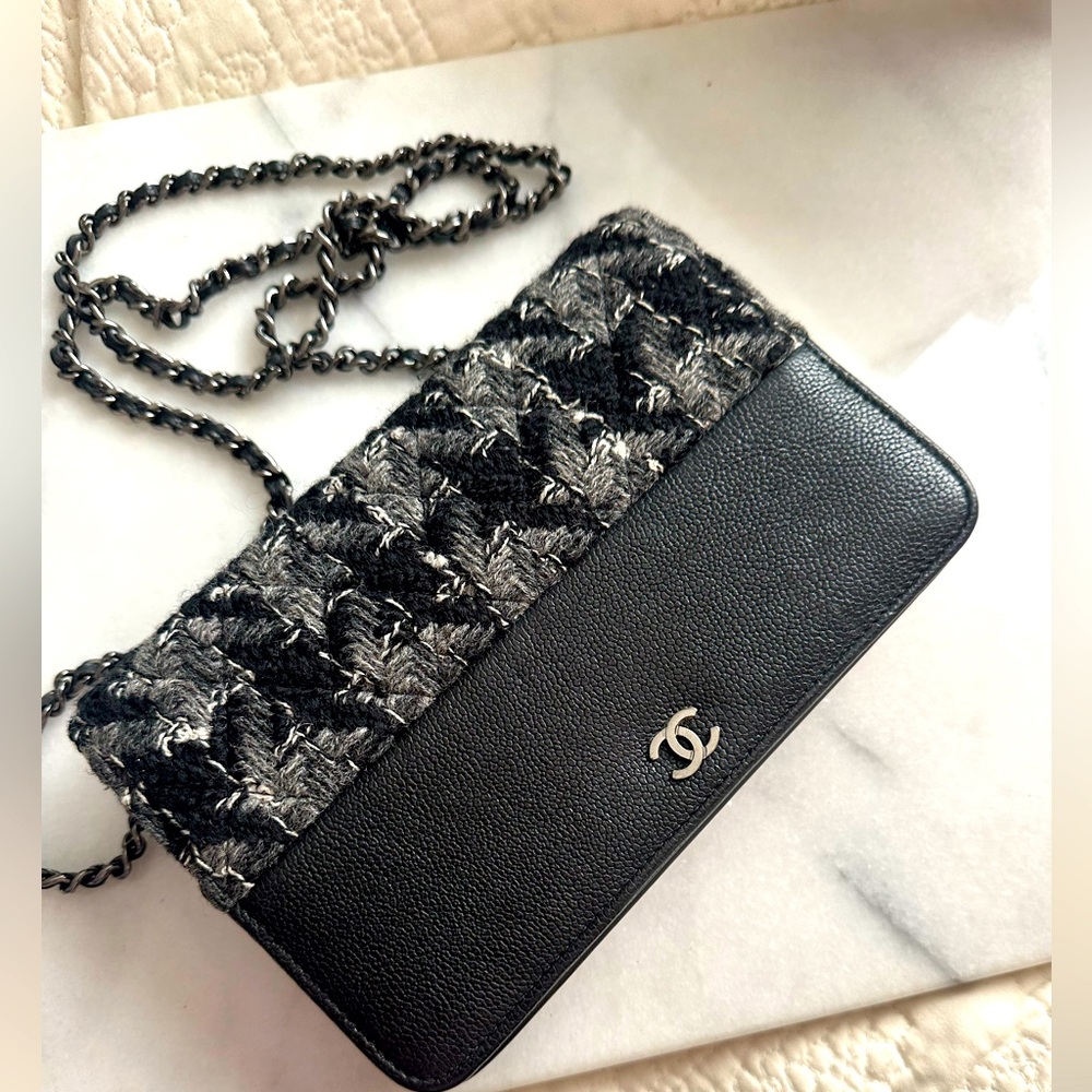 CHANEL WOC